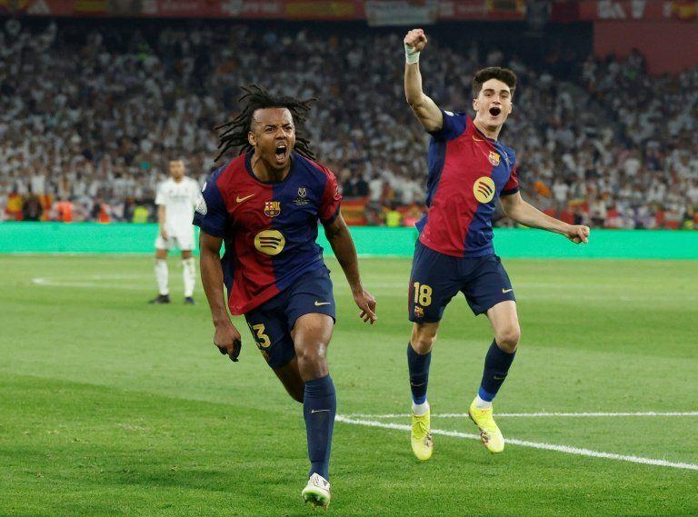 Barca edge Real Madrid in extra-time to win wild Copa del Rey final