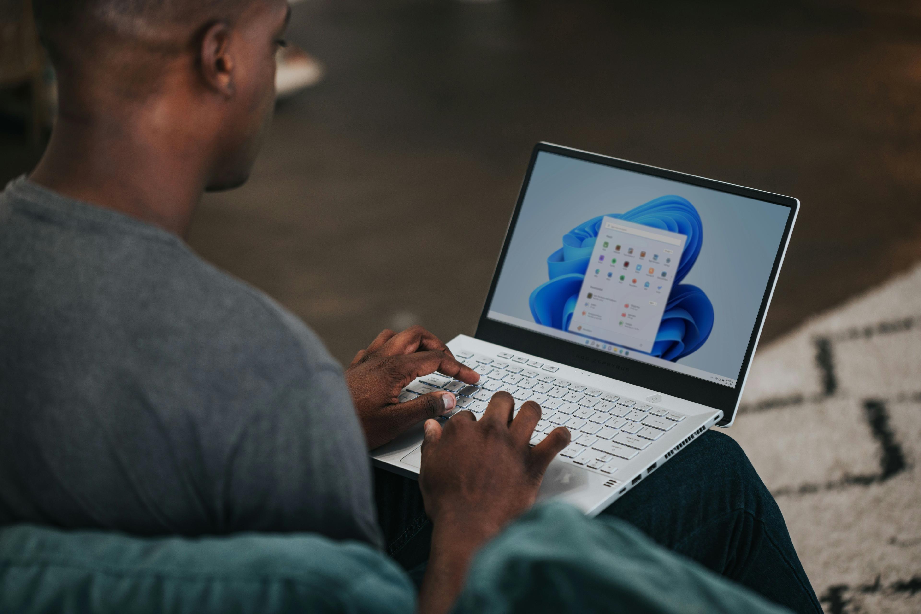 Microsoft’s August 2025 Windows Update Is Breaking Streaming and Raising SSD Fears