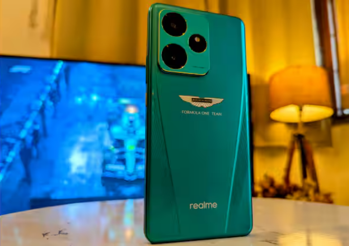 Realme GT 7 Dream Edition Review: Daily Driver For Alonso Fans With A Need For Speed